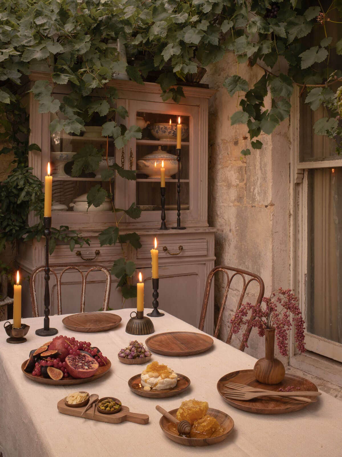Candles & Candle Holders