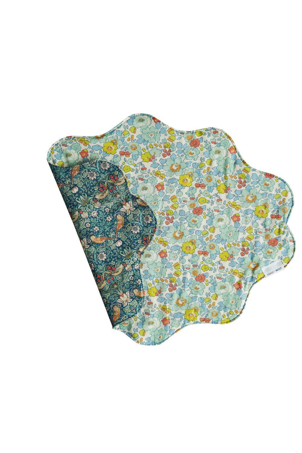 Reversible Wavy Placemat made with Liberty Fabric STRAWBERRY THIEF & BETSY SAGE