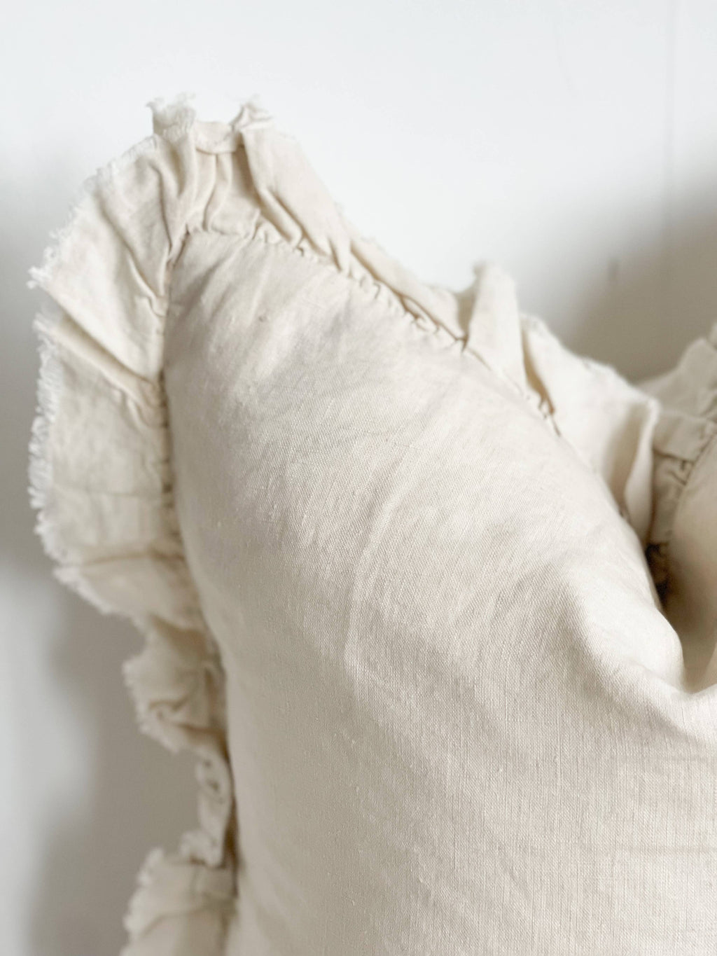 Hallie Ruffled Linen Cushion Cover – Cream: 53 x 53 cm