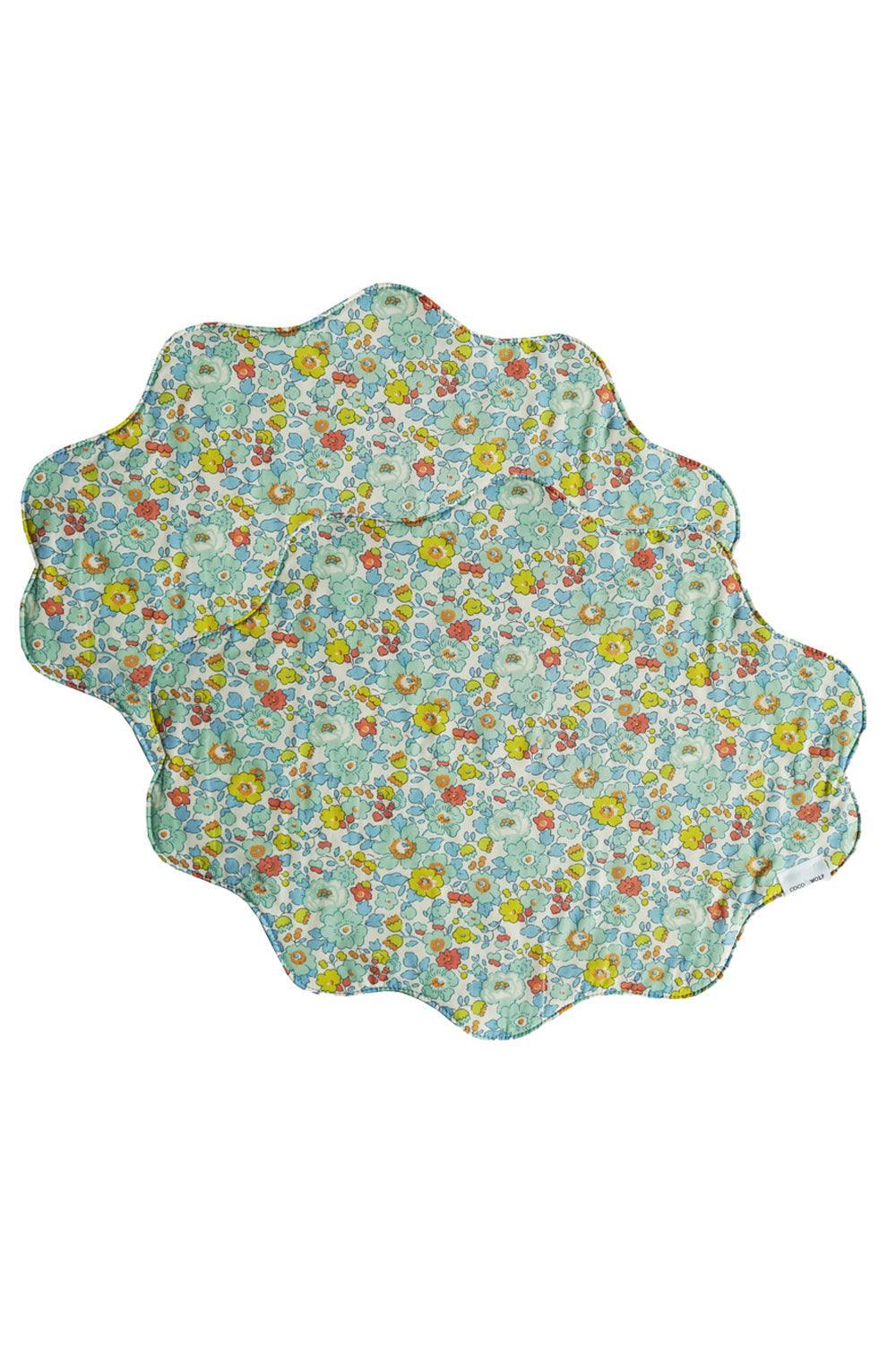 Reversible Wavy Placemat made with Liberty Fabric STRAWBERRY THIEF & BETSY SAGE